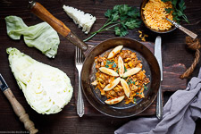 Cabbage hack pan with noodles