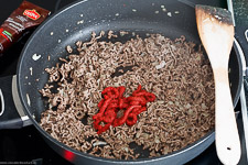 Cabbage hack pan with noodles