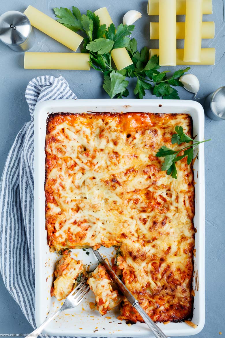 Cannelloni mit Kräuterfrischkäse-Spinat Füllung - www.emmikochteinfach.de